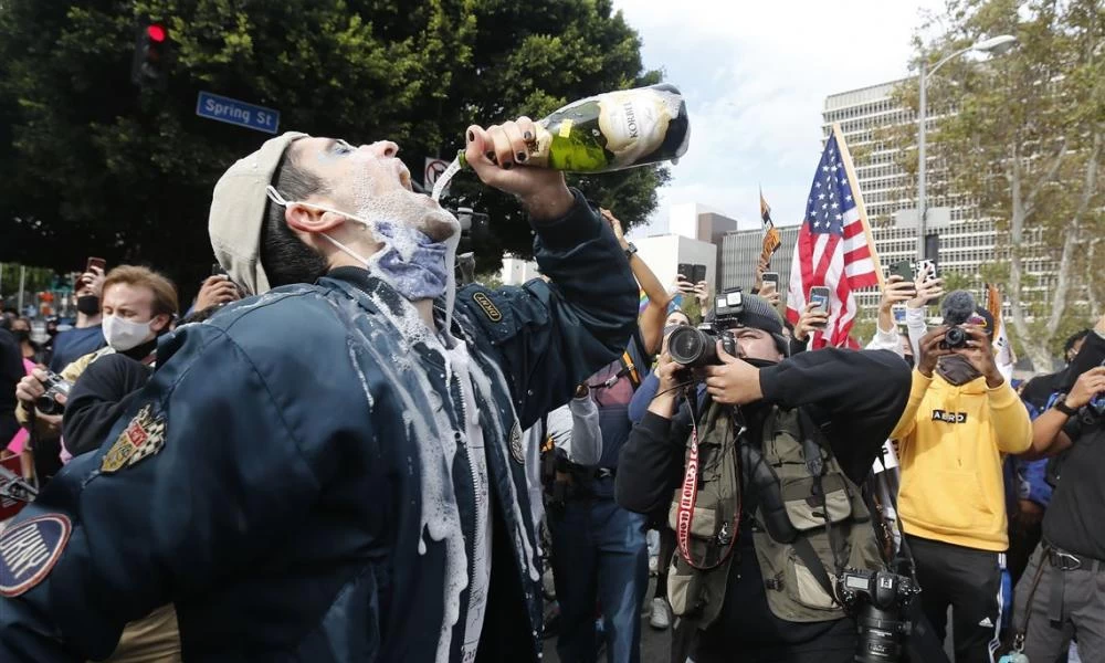 Διθύραμβοι ξένων ΜΜΕ για Μπάιντεν - Σιγή από Τουρκία, Βραζιλία και Ρωσία